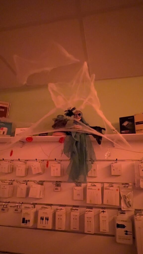 ITServices se met au point pour Halloween   Bonbons et bonn...