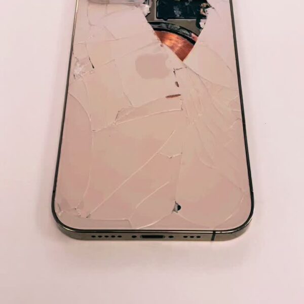 Iphone 12 pro    ...